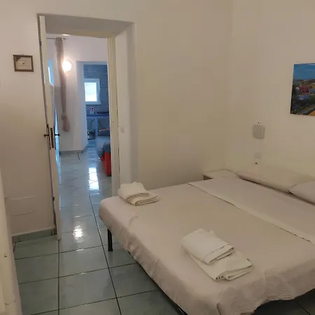 Cartaromana Daire Ischia