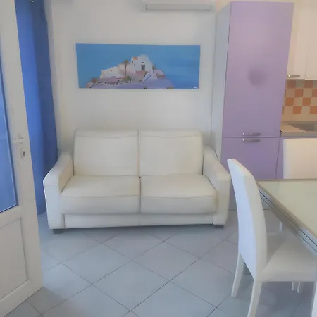 Apartment Cartaromana *